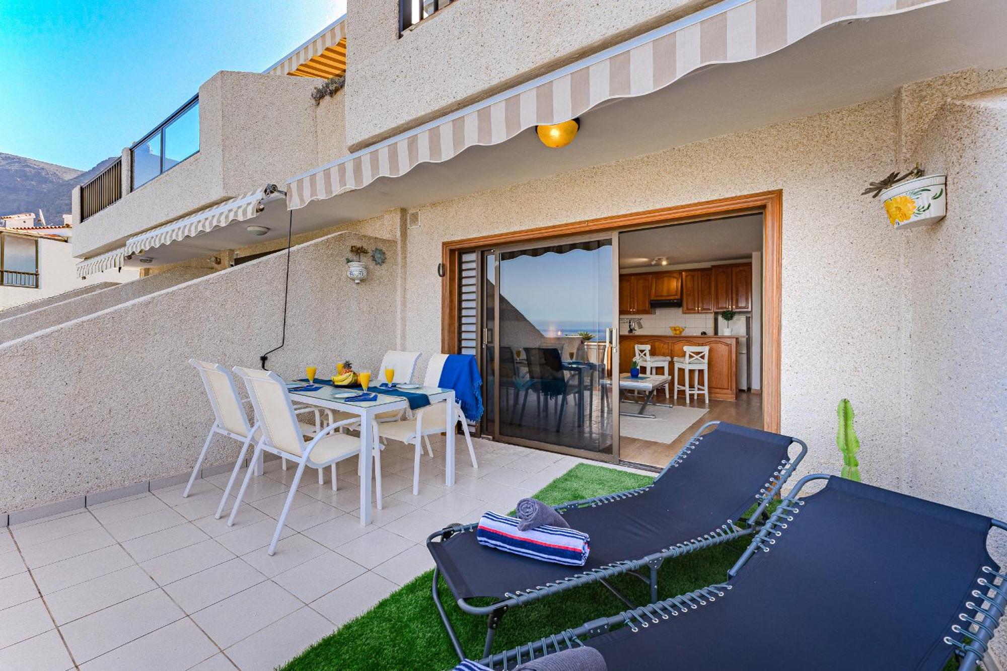 Sea View Apartment Deja Blue - Los Gigantes Пуэрто-де-Сантьяго Экстерьер фото